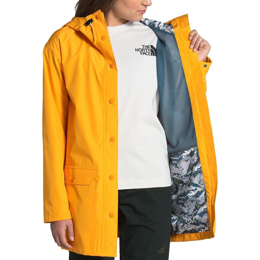 The North Face Liberty Woodmont Water Repellent Recycled Raincoat